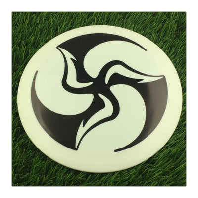 Dynamic Discs Fuzion Raider with DyeMax Huk Lab Trifly Stamp - 173g - Solid White