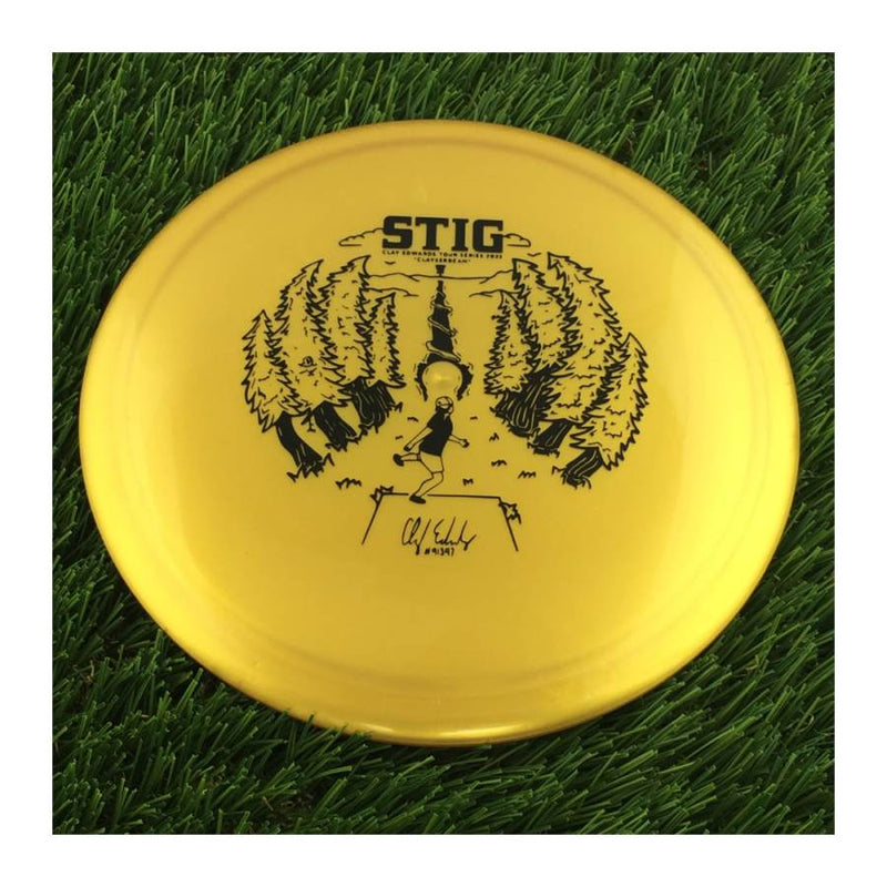 Kastaplast K1 Hard Stig with Clay Edwards Tour Series 2023 Stamp - 174g - Solid Gold