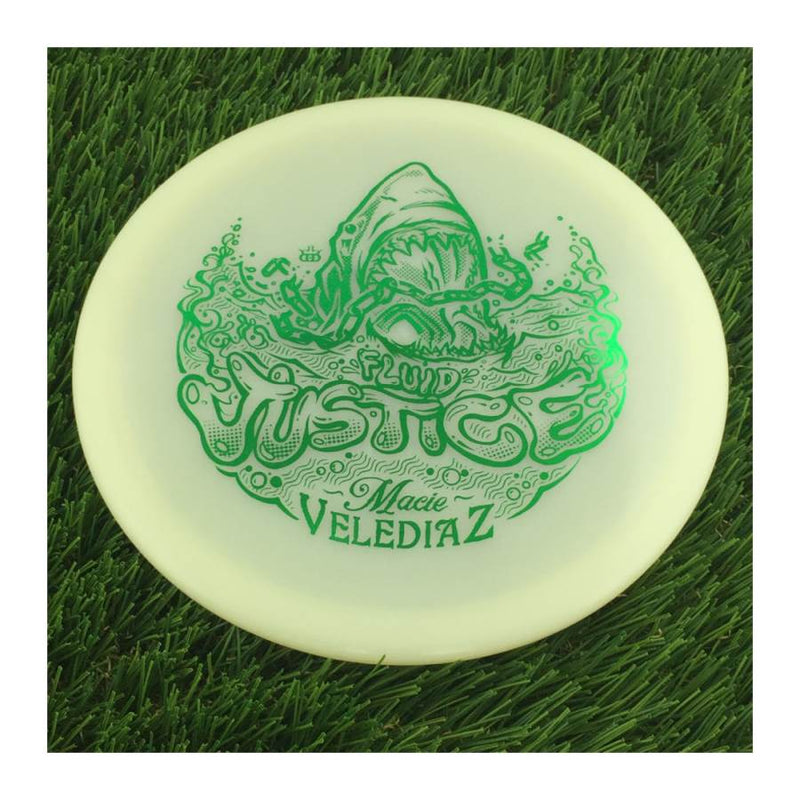 Dynamic Discs Fluid Justice with Macie Velediaz Jaws & Chain Team Series 2023 Stamp - 173g - Translucent White