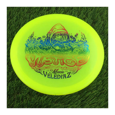 Dynamic Discs Fluid Justice with Macie Velediaz Jaws & Chain Team Series 2023 Stamp - 173g - Translucent Yellow