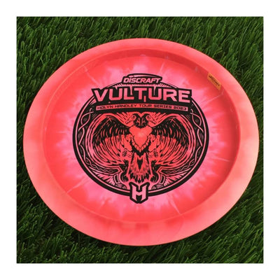 Discraft ESP Swirl Vulture with Holyn Handley Tour Series 2023 Stamp - 172g - Solid Pink
