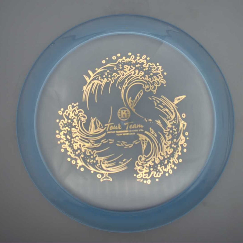 Kastaplast K1 Hard Stal with Fritiof Fagergren Tour Team Waves - Tour Series 2025 Stamp- 176.7 Blue