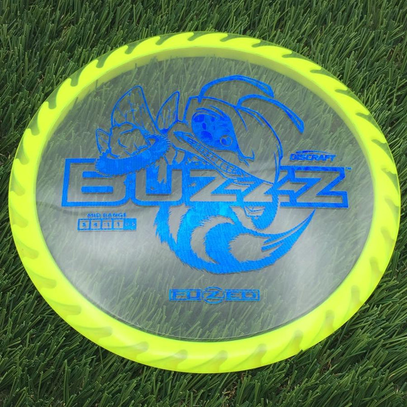 Discraft Elite Z FuZed Line with Saw Pattern Buzzz with Big Bee with Saw Blade - "Buzzzsaw" Stamp- 172.82 Yellow