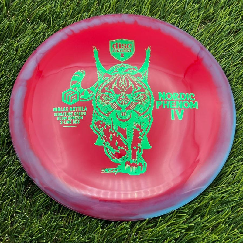 Discmania S-Line Horizon Glow DD3 with Niklas Anttila Signature Series Nordic Phenom 4 Single Foil Stamp- 174.16 Red
