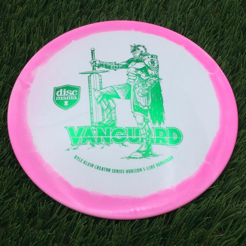 Discmania Horizon S-Line Vanguard with Kyle Klein Creator Series Leg Up Knight 2025 Stamp- 174.52 Pink