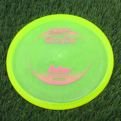 Innova Champion Aviar Putter with Circle Fade Stock Stamp- 171.52 Yellow