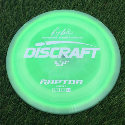 Discraft ESP Raptor with Ricky Wysocki - 2x World Champion Signature Stamp- 174.89 Green