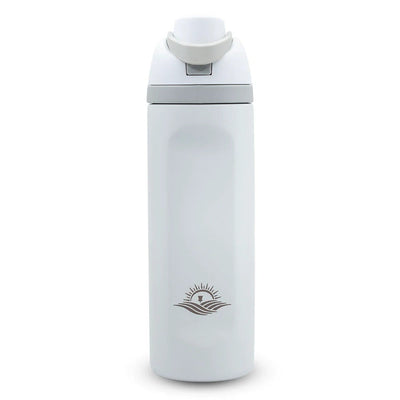 White Dynamic Discs Chug stainless steel water bottle with a gray lid featuring a carry loop and dark gray logo.