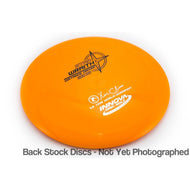 Pilote de distance Innova Star Wraith avec tampon de signature Ken Climo 12 fois champion du monde [Inventaire de stock arrière – La couleur du disque et du tampon varie] - 140g-150g / Spectre / Varie