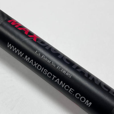 Black Max Disctance carbon fiber golf ball retriever with "MAXDISCTANCE" and website printed in red and white.