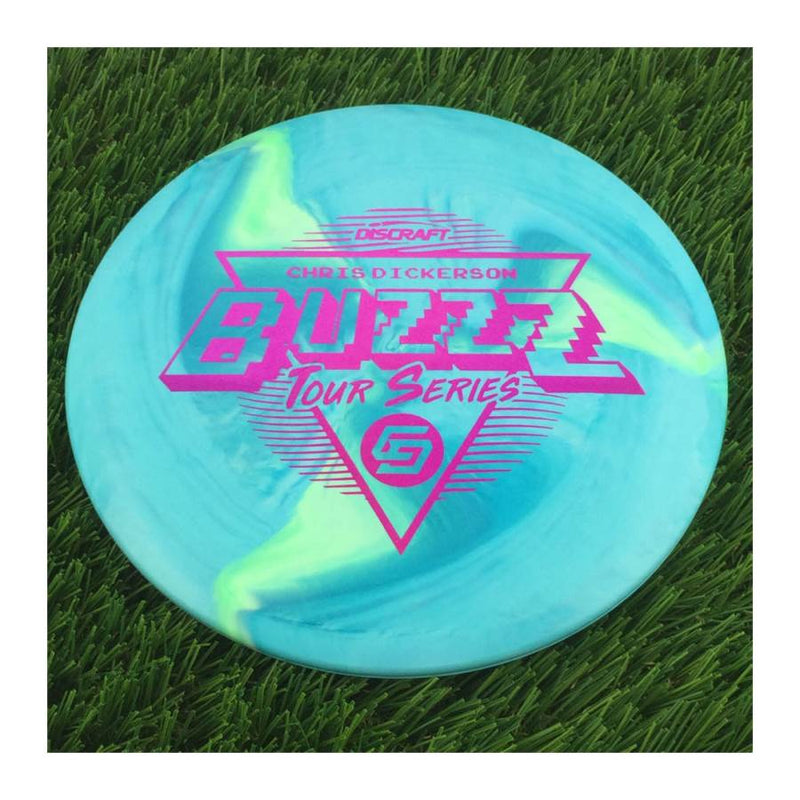 Discraft ESP Swirl Buzzz with Chris Dickerson Tour Series 2022 Stamp - 180g - Solid Blue