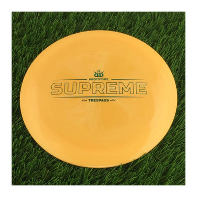 Dynamic Discs Supreme Trespass with Prototype Stamp - 173g - Solid Light Orange