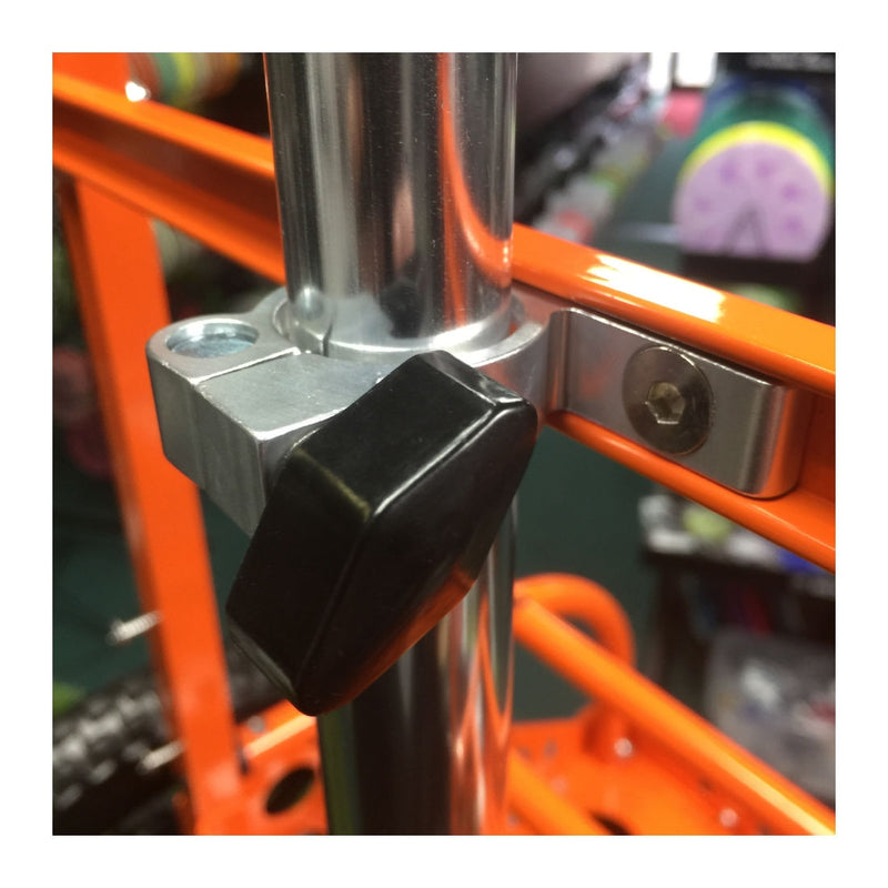 Lower Clamp with Thumb Screw [Zuca Cart AT]